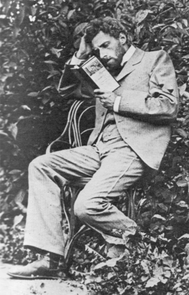 В. Мейерхольд за чтением «Чайки» Чехова в Царском селе. 1898. Источник: wikipedia.org